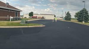 Best Driveway Grading and Leveling  in Holstein, IA